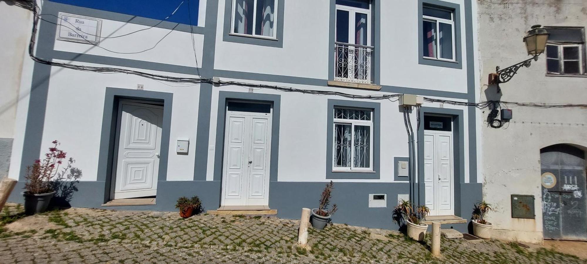 Downtown Guest house *